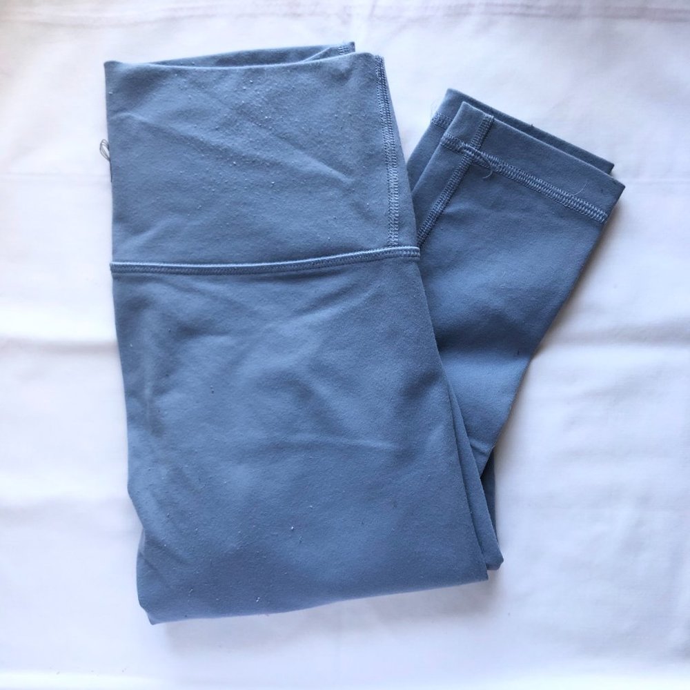 TNAchill Atmosphere Hi-Rise 3/4 Legging Aritzia - Picture 5 of 11